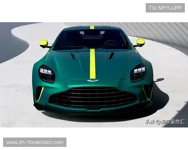 阿斯顿·马丁F1车队与皮克斯《玩具总动员》系列合作推出联名周边，庆祝该系列诞生三十周年